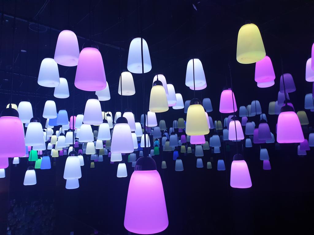 기록문화관 풍등