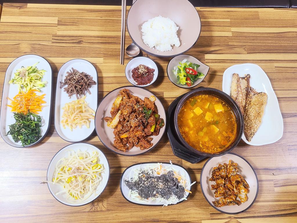 보리밥 제육볶음정식