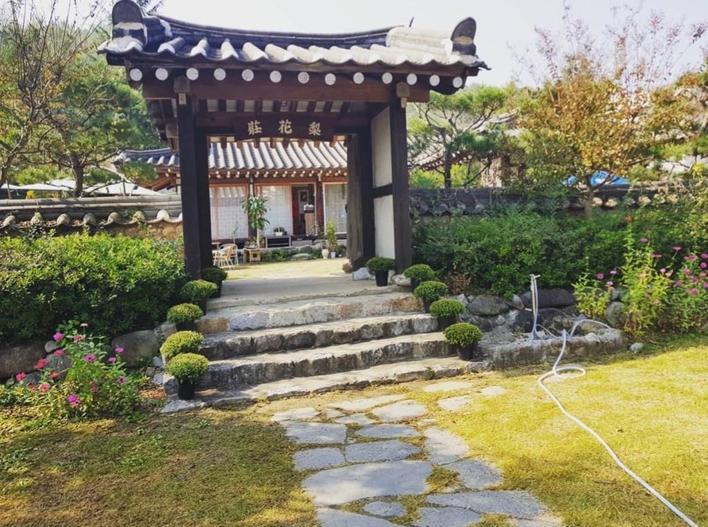 식당정문