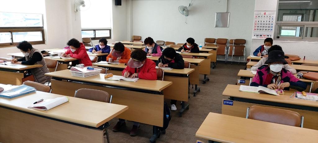 열심히 공부하는 모습들 -(1)