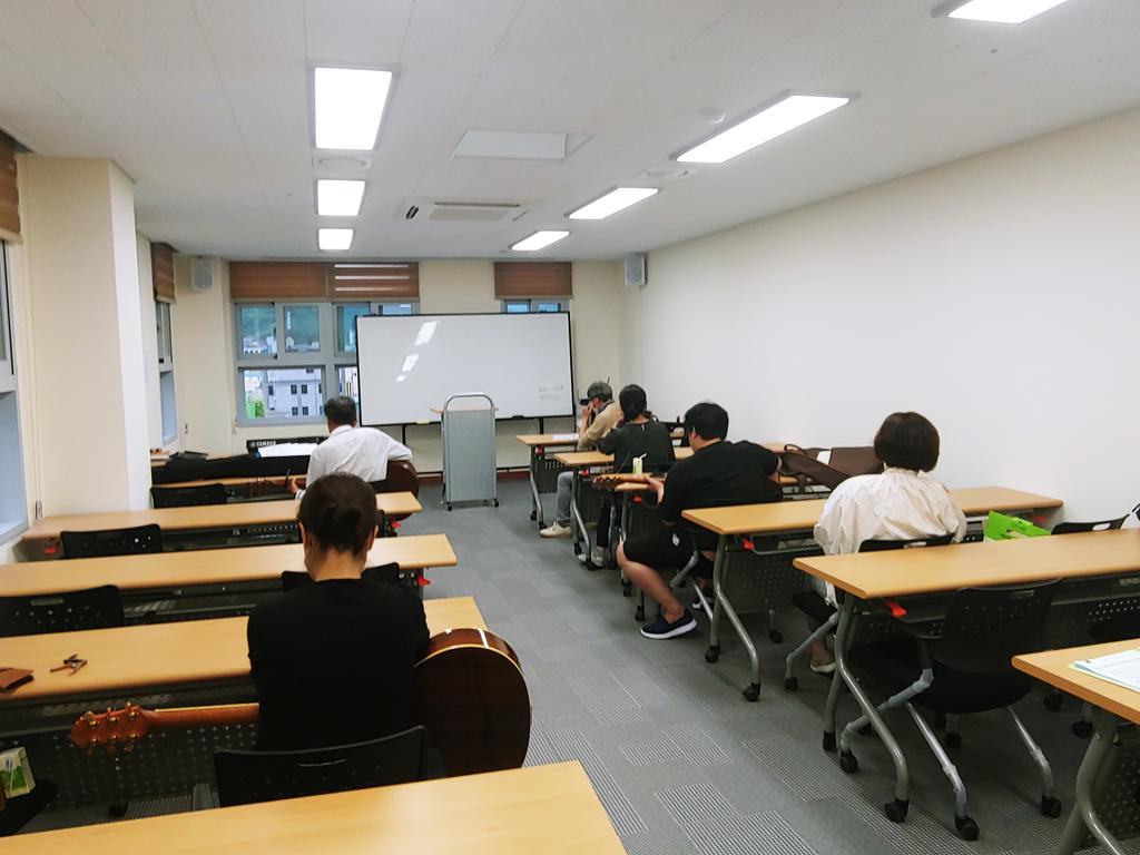 노래와 기타가 함께하는 노래기타교실 -(1)