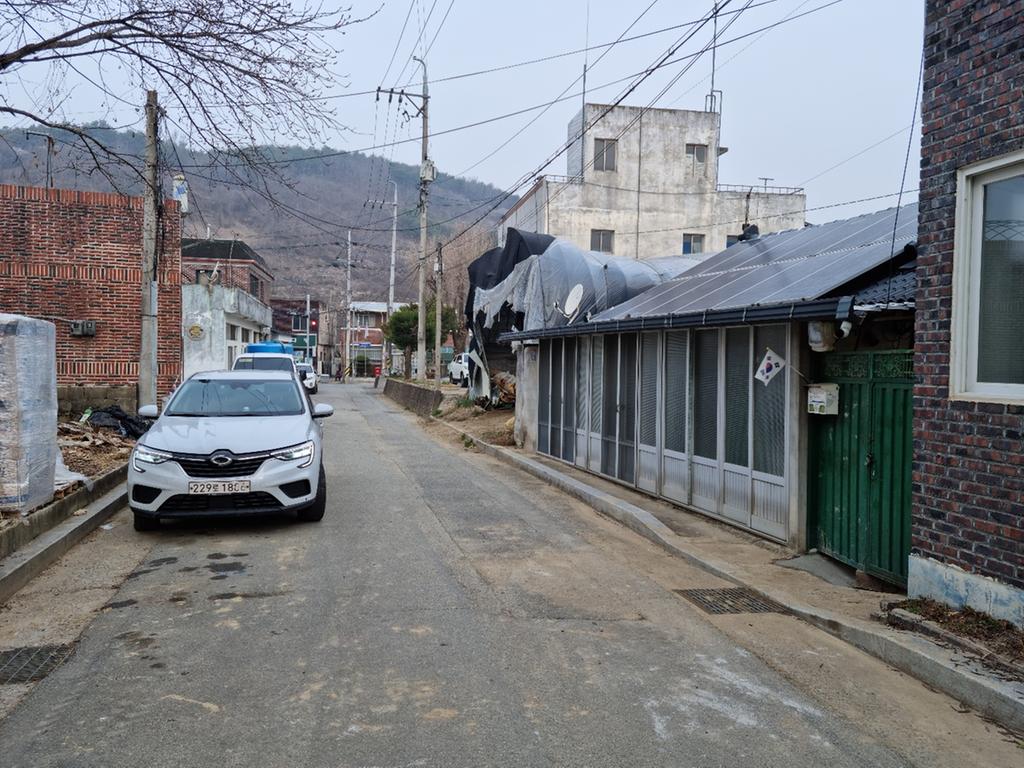 측면 