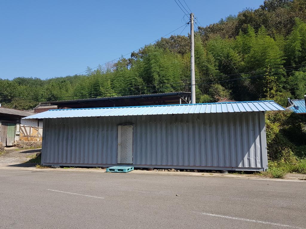 정면