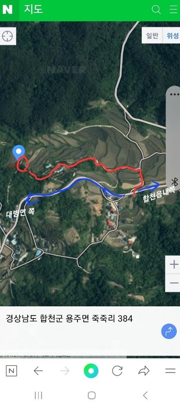 죽죽리 농로.. 빨간선 확인바랍니다.  농로는 언제 포장이 되었는지 50년 넘은것 같아요. 부분부분 땜빵하였으나, 작년 호우시 크게 무너짐 