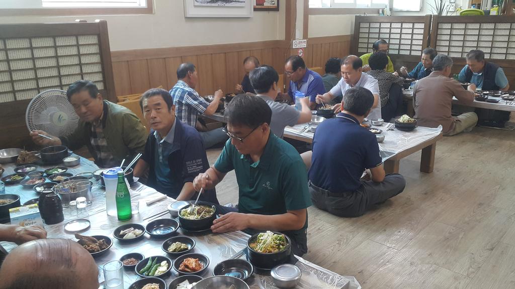 묘산면 국밥데이 참여 사진입니다~