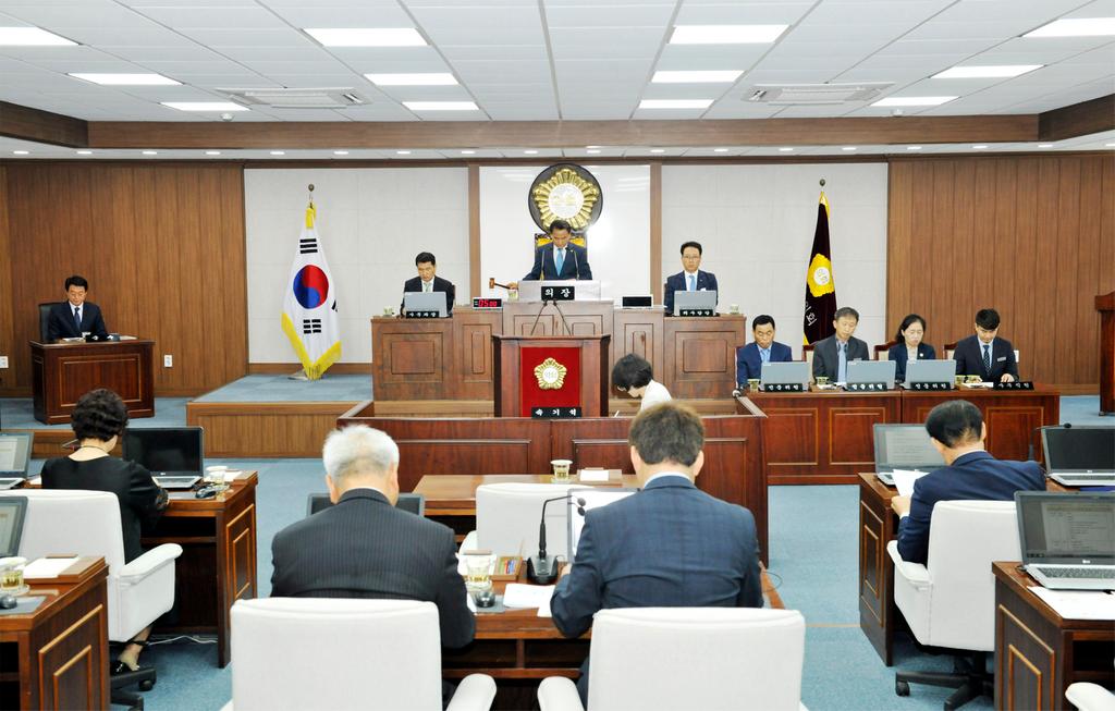 제227회 합천군의회 임시회 개회